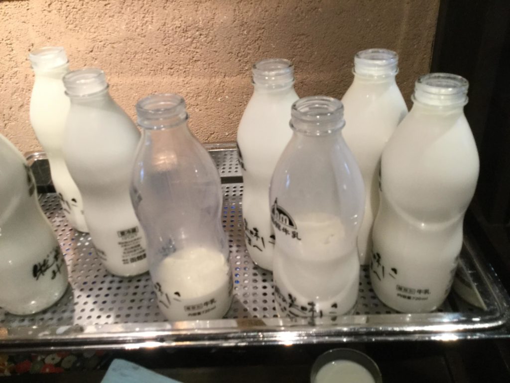 ラビスタ函館ベイの朝食牛乳